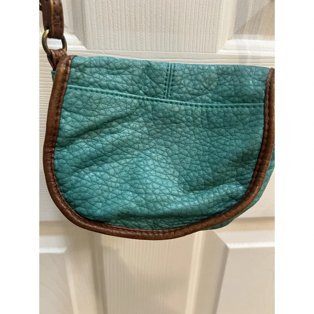 AMERICAN EAGLE OUTFITTERS Faux Pebbled Leather Small Crossbody Purse Green Y2K